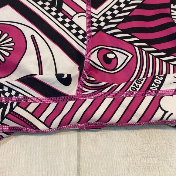 Rare Nike One Legging - Picture 6 of 15